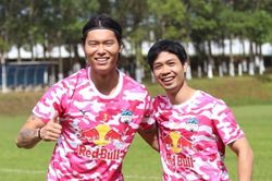 HAGL công bố danh sách dự V.League 2022, Kiatisuk chưa chốt đội trưởng