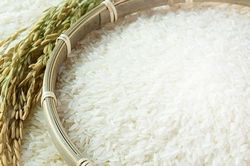 Thị trường lúa gạo hôm nay ngày 14/2: Giá chào bán gạo Việt Nam duy trì ở mức 393 USD/tấn