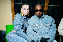 Kanye West và Julia Fox chia tay