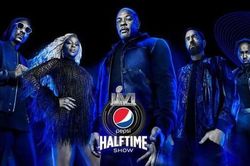 Super Bowl Halftime Show 2022: 'Bữa tiệc khải hoàn' của huyền thoại hip hop những năm 2000