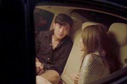 Minh Hằng chủ động rủ Quốc Trường uống rượu trước mỗi 'cảnh nóng'