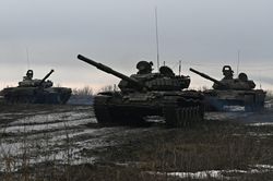 Tổng thư ký NATO: Nga vẫn đang tăng quân gần Ukraine