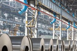 Giá nhôm tiến sát mức cao kỷ lục sau diễn biến mới nhất về Ukraine
