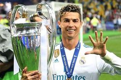 Top 10 chân sút vĩ đại nhất lịch sử Champions League: Ronaldo là số 1