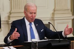 Ông Biden tin Nga sắp tấn công Ukraina, Moscow hồi đáp đề xuất an ninh của Mỹ