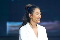 Nam Thư: 'Tôi ủng hộ việc phụ nữ đánh phấn chứ không đánh ghen'
