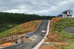 Đằng sau sự thật 'hiến' hàng chục hécta đất ở Lâm Đồng