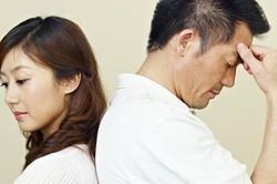Chồng 'ăn' cú lừa đau đớn từ bồ của vợ chỉ vì yêu vợ đến mù quáng