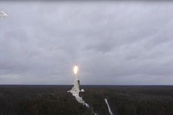 Tổng thống Putin chỉ đạo tên lửa trong cuộc tập trận chiến lược