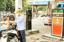 TPHCM: Các cây xăng đã dừng việc bán theo 'hạn mức'