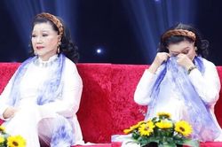 NSND Kim Cương bật khóc khi nhắc về mẹ - NSND Bảy Nam