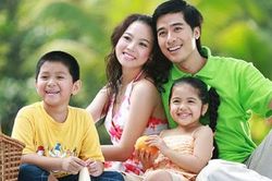 Vai trò của phụ nữ trong xây dựng gia đình Việt Nam hiện đại