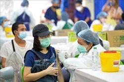 Thế giới đã ghi nhận trên 425,5 triệu ca mắc COVID-19