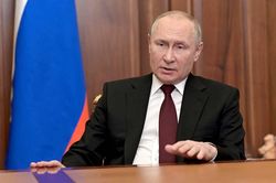 Điểm đáng chú ý trong bài phát biểu của ông Putin sau khi động binh