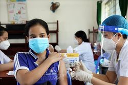 Kiên Giang: Đề nghị tiêm mũi ba vaccine phòng COVID-19 cho học sinh