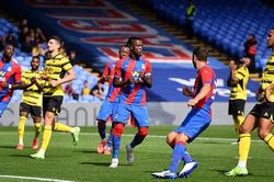 Soi kèo nhà cái Watford vs Crystal Palace. Nhận định, dự đoán bóng đá Ngoại hạng Anh (02h30, 24/2)