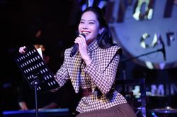 Được khán giả khen ngợi về giọng hát, Nam Em vẫn khẳng định không cần danh xưng ca sĩ