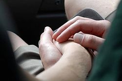 Mọi người đều nghĩ chồng ở tuổi trung niên dễ 'chán cơm thèm phở' nhất, nhầm to, ở lứa tuổi này đàn ông mới dễ ngoại tình, lý do càng gây sốc