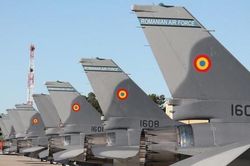 Máy bay Su-27 Ukraine bị chặn đầu khi tiếp cận nước láng giềng