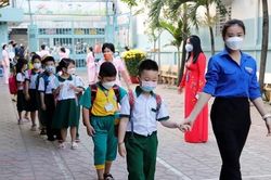 Nỗ lực để trẻ được đến trường