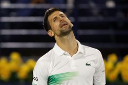 Djokovic mất ngôi số một sau trận thua tay vợt hạng 123 thế giới