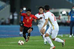 U23 Việt Nam vào chung kết U23 Đông Nam Á: Ngả mũ và tự hào