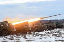 Ngày thứ 2 Nga triển khai chiến dịch đặc biệt ở Donbass: Quân đội Ukraine tấn công Gorlovka với 40 quả tên lửa