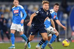 Soi kèo nhà cái Lazio vs Napoli. Nhận định, dự đoán bóng đá Serie A (2h45, 28/2)