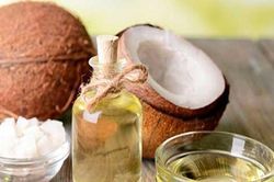 Mùa dịch, giá cam quýt tăng cao từng ngày; các loại mỹ phẩm bác sỹ khuyên không nên dùng