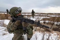 Đức và Hà Lan cung cấp vũ khí chống tăng, tên lửa cho Ukraine