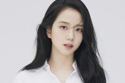 Lần đầu trong sự nghiệp, chị cả Jisoo (Blackpink) 'chơi lớn' khiến dân tình được phen trầm trồ