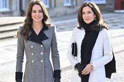Kate Middleton gặp gỡ vương phi mặc đẹp nhất thế giới