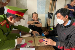 Quảng Bình: Bắt nhóm thanh niên tàng trữ gần 2.000 viên ma túy