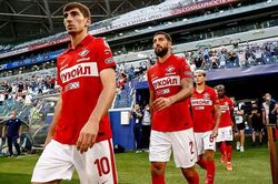 Liên đoàn Bóng đá Nga lên tiếng sau án phạt từ FIFA, UEFA