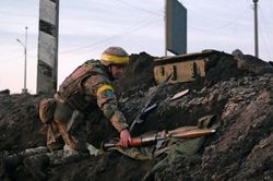 Điểm mặt những quốc gia cam kết hỗ trợ quân sự cho Ukraine