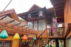 Công trình 'khủng' mọc trên đất lâm nghiệp tại Bắc Kạn: Chính quyền địa phương làm ngơ?