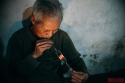 Chuyện người thợ 'bán hơi' bên bễ đỏ lửa