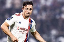 Soi kèo nhà cái Lorient vs Lyon. Nhận định, dự đoán bóng đá Ligue 1 (3h00, 5/3)
