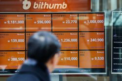 Vốn hóa Bitcoin mất 100 tỷ USD
