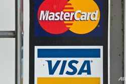 Visa và MasterCard dừng hoạt động ở Nga