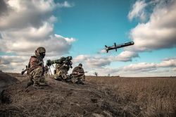 Hé lộ việc Mỹ chuyển vũ khí cho Ukraine cuối năm 2021