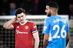 Roy Keane chỉ ra những cầu thủ không xứng khoác áo MU