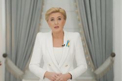 Đệ nhất phu nhân Ba Lan kêu gọi phụ nữ phản đối xung đột ở Ukraine