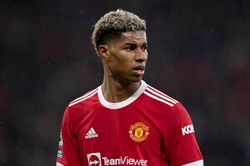 Ferdinand dạy cho Rashford bài học
