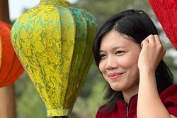 Ngày Quốc tế Phụ nữ 8/3: Thương lắm, tóc dài ơi…