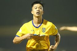 'Đường cong' của Văn Đức và SLNA hồi sinh