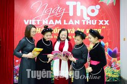Khi phụ nữ là văn nghệ sỹ