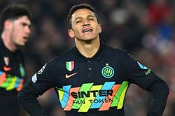Những chiếc thẻ đỏ chôn vùi giấc mơ của Inter Milan