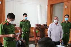 Khởi tố nguyên Chủ tịch UBND huyện Xuyên Mộc