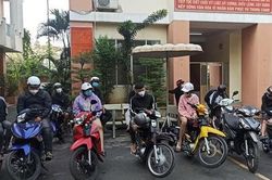 Cảnh sát bao vây, bắt giữ hàng chục 'quái xế' so tốc độ trên quốc lộ